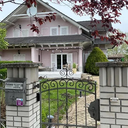 빌라 Scamard 자르마디