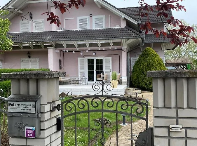 Villa Scamard Zamárdi