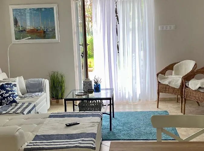 Scamard Villa Zamárdi